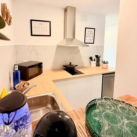 Ξενοδοχείο με διαμερίσματα Dozzze Romeo Αλικάντε